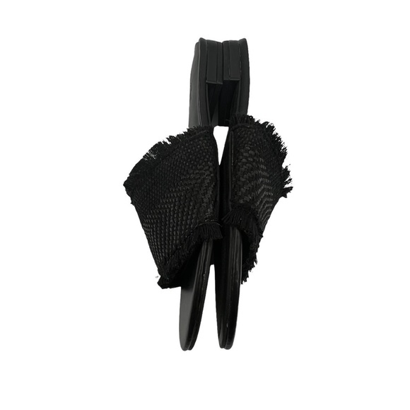 Universal Thread Black Woven Fringe Hem Slip On Sandals Size 8 Women's - Picture 6 of 9